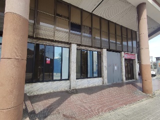 Local en venta en Hospitalet De Llobregat de 328  m²