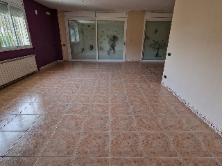Chalet independiente en Sant Esteve Sesrovires - Barcelona - 10