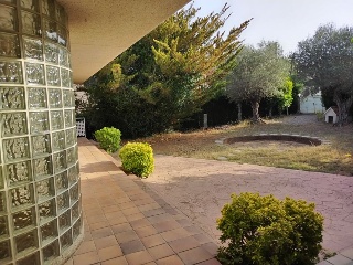 Chalet independiente en Sant Esteve Sesrovires - Barcelona - 33