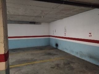 Plaza de garaje con Ctra Salou 7