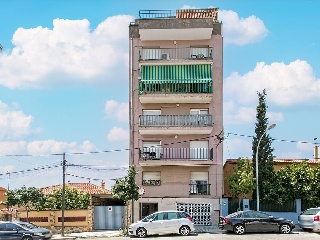 Piso en venta en Badalona de 68  m²