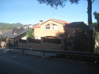Chalet independiente en C/ de Manuel Ibáñez - Corberá de Llobregat - Barcelona 3