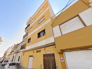 Piso en venta en Roquetas De Mar de 110  m²