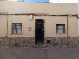Chalet adosado en C/ Puerto de Santa María, Algeciras (Cádiz) 2