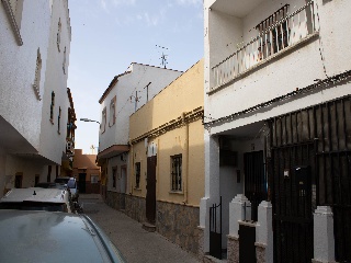 Chalet adosado en C/ Puerto de Santa María, Algeciras (Cádiz) 21