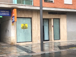 Local comercial en Lorca 13