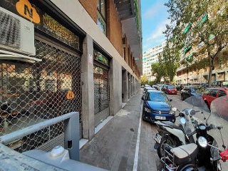 Local en C/ Loreto, Barcelona 3