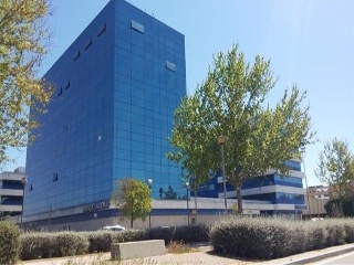 16021-0001 4