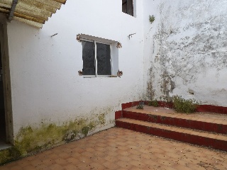 18073-0001 7