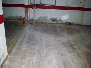 Garaje en Av Constitución 3