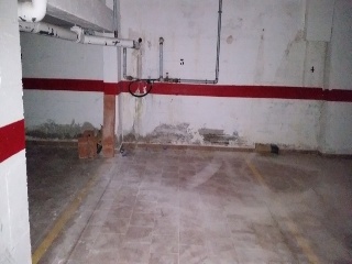 Garaje en Av Constitución 4