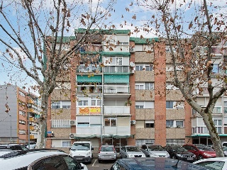 Piso en venta en Santa Perpètua De Mogoda de 94  m²
