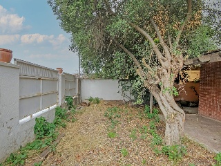 Chalet independiente en Castelldefels 26