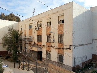 Piso en venta en Alicante de 74  m²