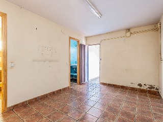 Terreno rústico con edificación en Cadalso de los Vidrios  8