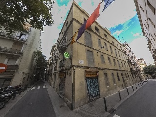Piso en venta en Barcelona de 67  m²