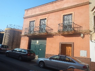 Unifamiliar en venta en Mairena Del Aljarafe de 463  m²