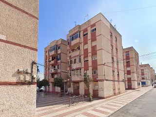 Piso en venta en Roquetas De Mar de 85  m²