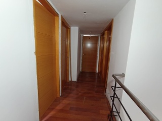 Chalet independiente en C/ Vicente Contreras Jiménez - Corberá de Llobregat - 37