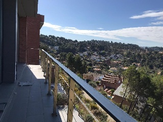 Chalet independiente en C/ Vicente Contreras Jiménez - Corberá de Llobregat - 46