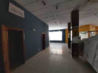 Local comercial en C/ Santa Lucía 21
