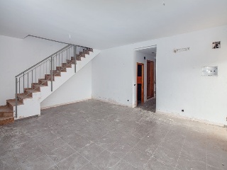 Inmueble situado en Montroy 31