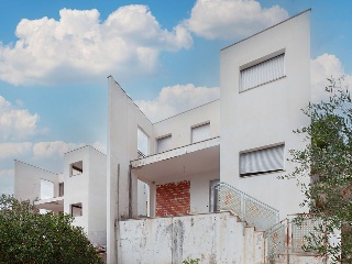Inmueble situado en Montroy 61