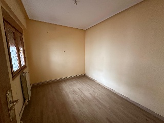 08049-0001 23