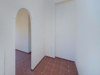 00272-0001 44