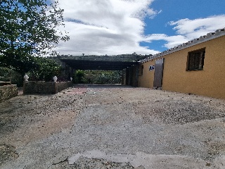 Chalet independiente en C/ Diseminado - Málaga - 13