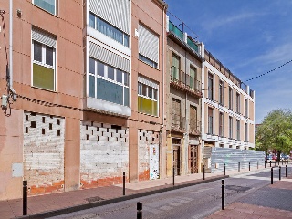 01779-0001 8