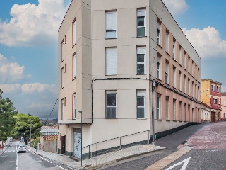 Edificio de viviendas y plazas de garaje en Flix , Tarragona 11