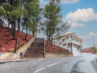 Edificio de viviendas y plazas de garaje en Flix , Tarragona 27
