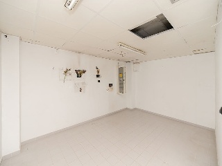 Local comercial en Av Ronda Intermedia, Antequera (Málaga) 25