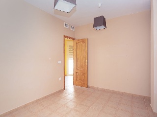 Piso con araje en Av Almanzora - Cuevas del Almanzora - Almería 12