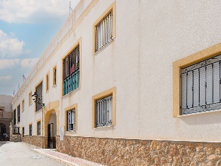 Piso con araje en Av Almanzora - Cuevas del Almanzora - Almería 17