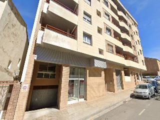 Garajes y trasteros en C/ Bassa del pou 2