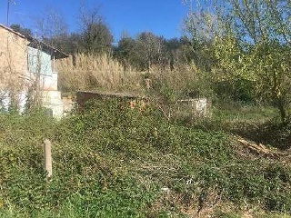 Suelo urbano no consolidado en C/ Agusti Riera Pau 8