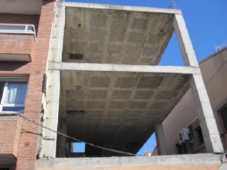 Vivienda en construcción detenida en C/ Sant Gaieta - Rubí - 2