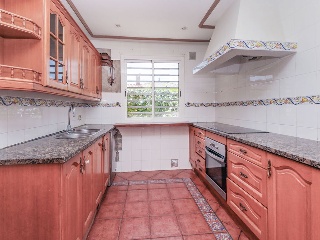 Chalet aislado en Av Central 4