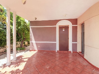 Chalet aislado en Av Central 25