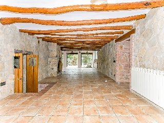 chalet independiente situado en Torre de Claramunt 7