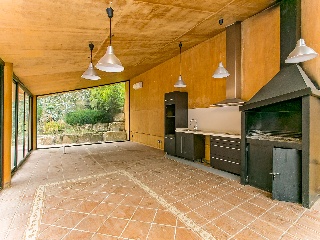 chalet independiente situado en Torre de Claramunt 15