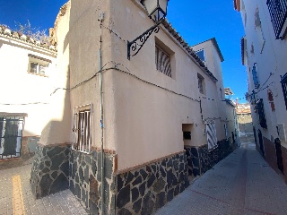 Unifamiliar en venta en Zubia de 101  m²