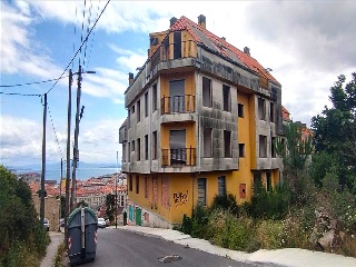 CUBELIÑO 20 N2-24 Polígono 8 Parcela 445 26