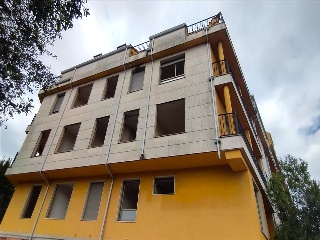 CUBELIÑO 20 N2-24 Polígono 8 Parcela 445 31