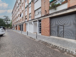 Piso en C/ Europa - Urb Can Parellada - Terrassa 2