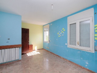 Chalet independiente en C/ Oceanía - Terrassa - 15