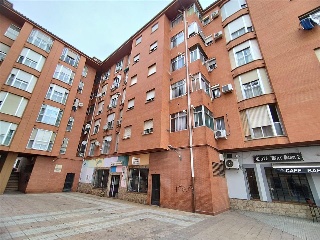 Piso en venta en Cáceres de 80  m²