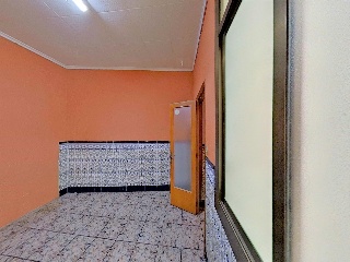 Avinyo 5